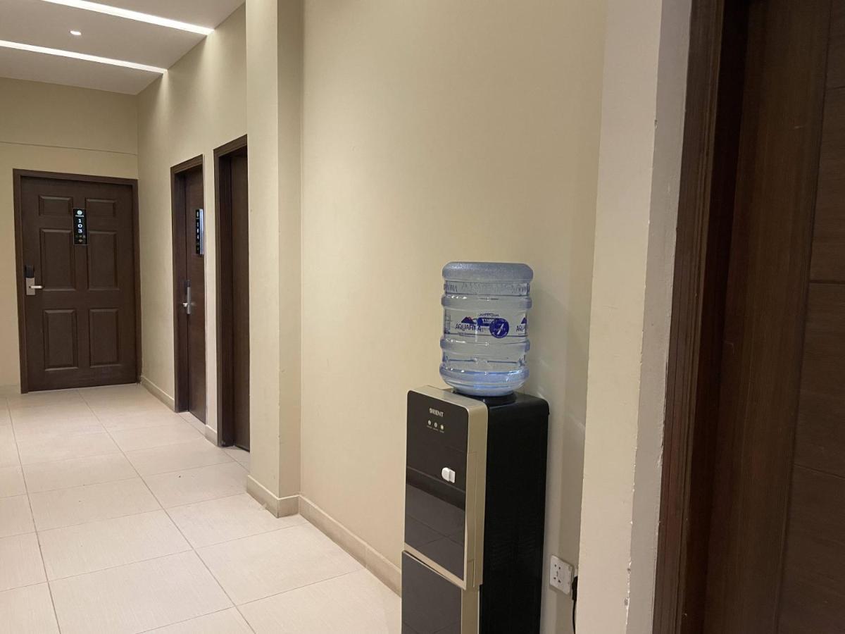 Hamsun Shahrah-E-Faisal Hotel การาจี ภายนอก รูปภาพ