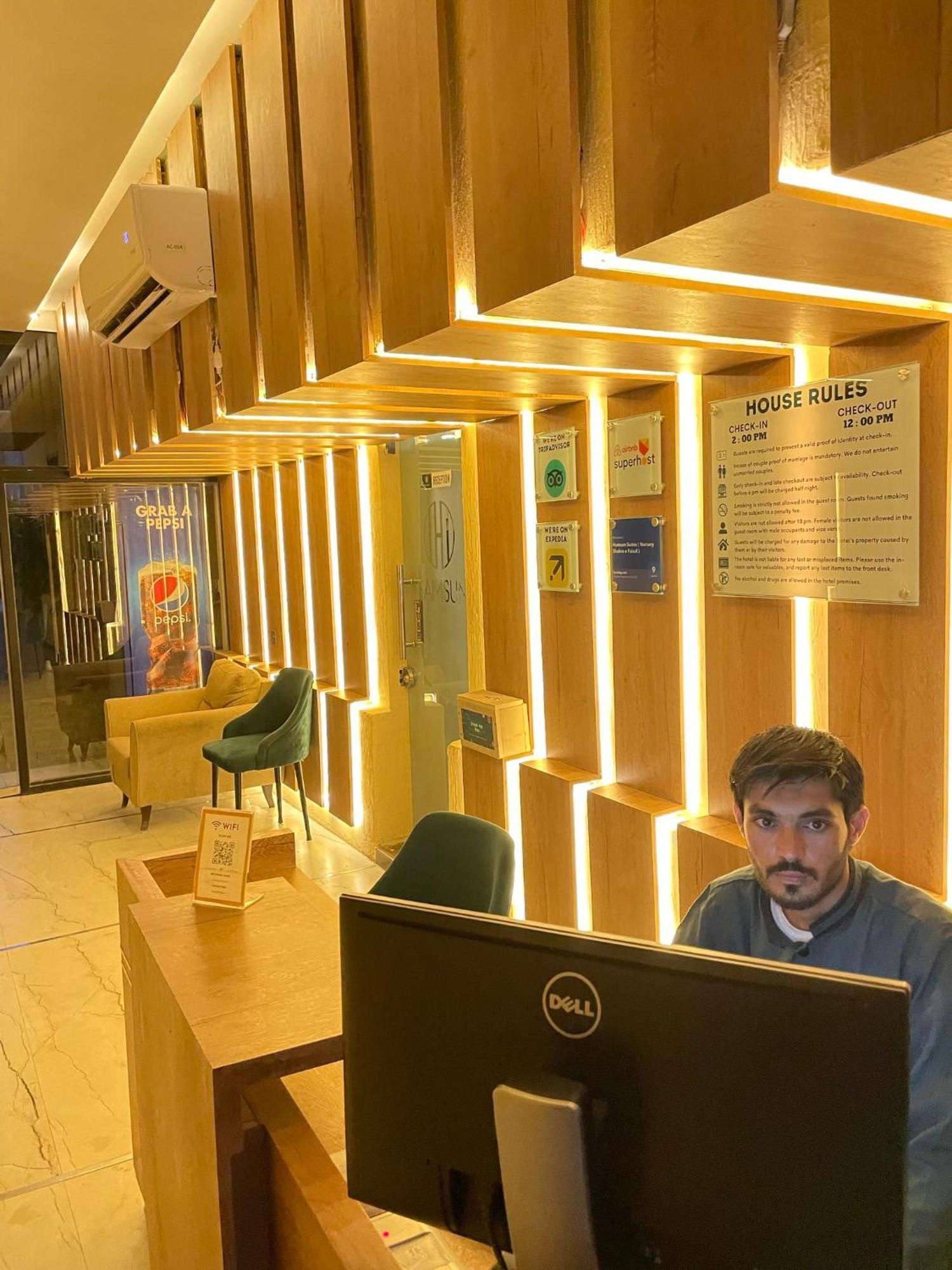 Hamsun Shahrah-E-Faisal Hotel การาจี ภายนอก รูปภาพ